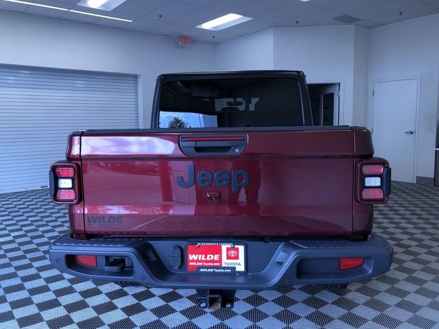 Used 2021 Jeep Gladiator Willys AWD/4WD image 6