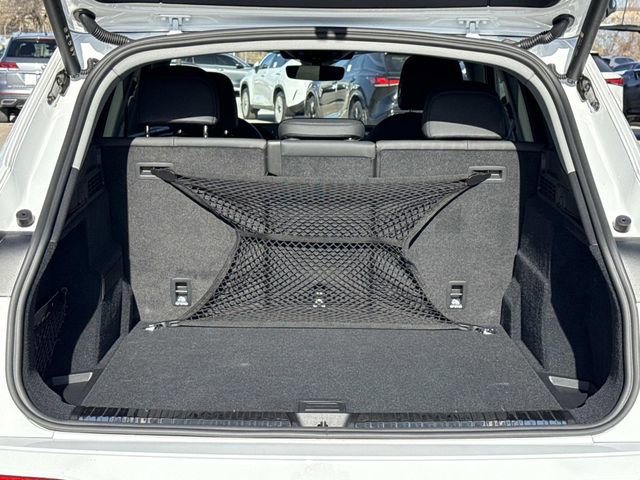 Used 2025 Audi Q5 2.0T Premium w/ Convenience Package image 28