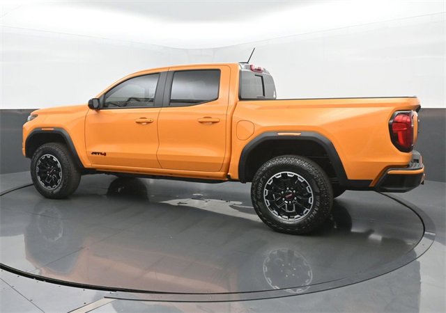 New 2026 GMC Canyon AT4 w/ AT4 Premium Package image 3