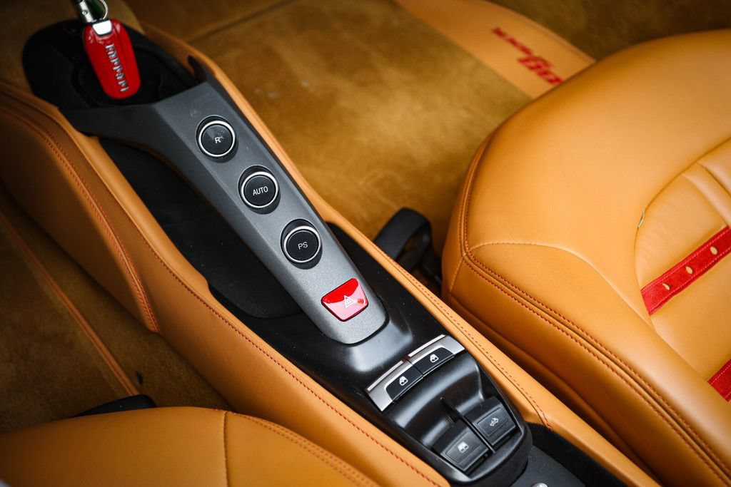 Certified 2019 Ferrari 488 Spider RWD image 38