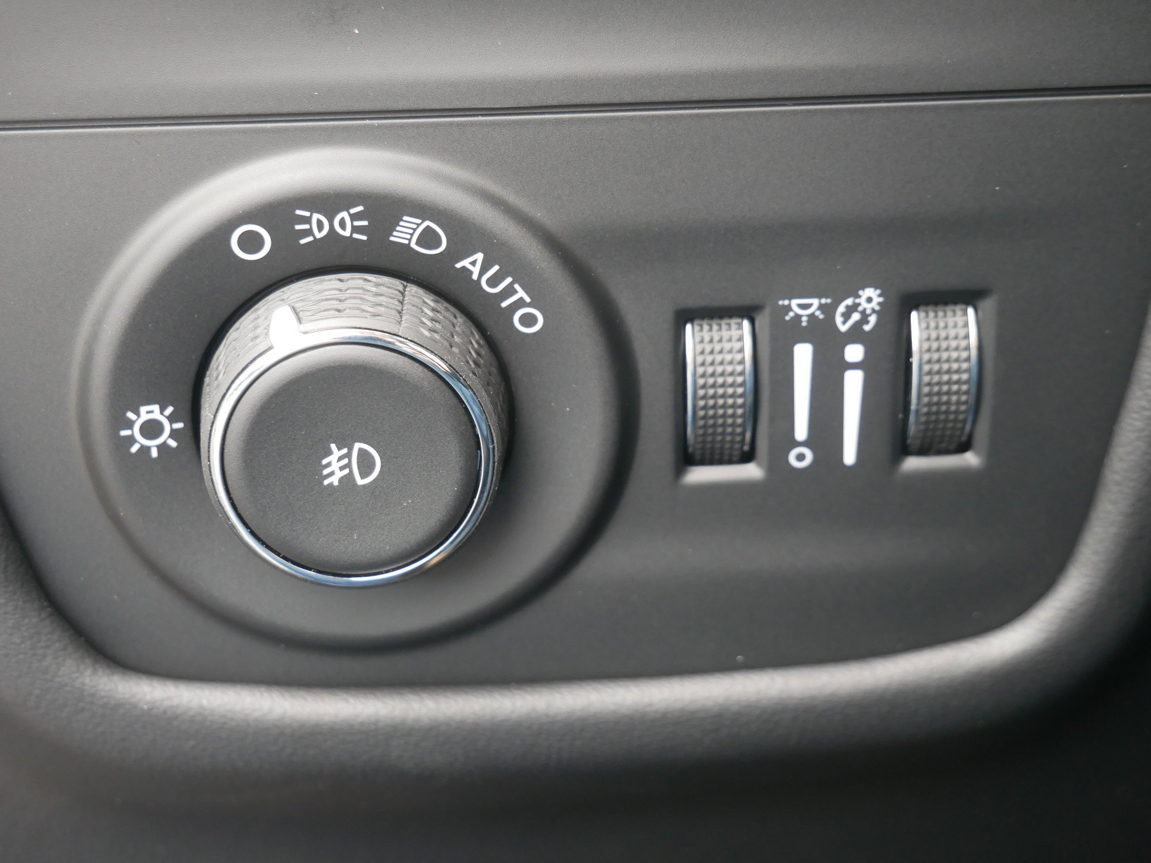 New 2026 Jeep Grand Cherokee Summit AWD/4WD image 14