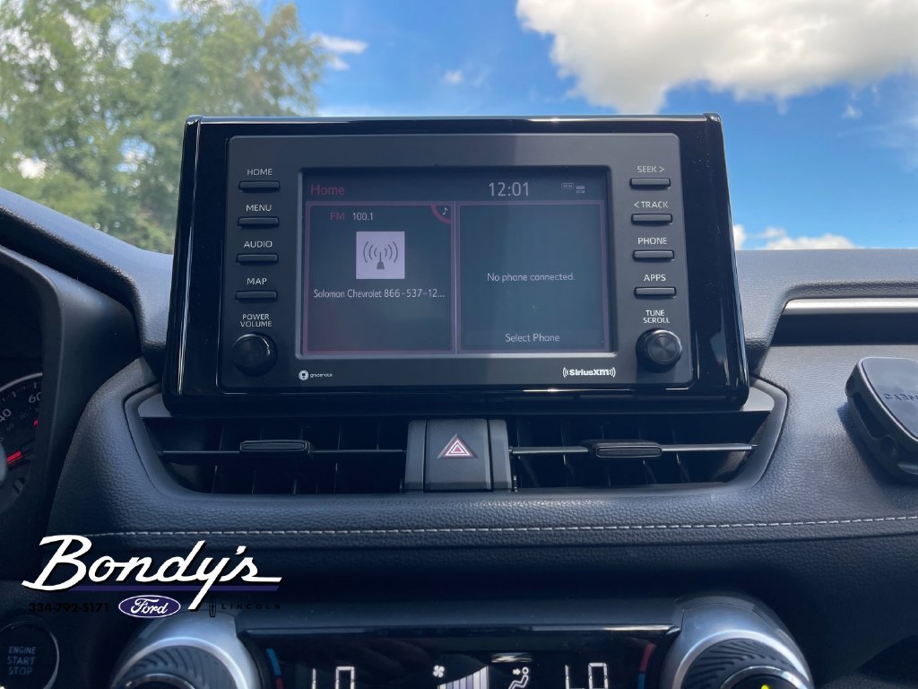Used 2021 Toyota RAV4 XLE AWD/4WD image 5