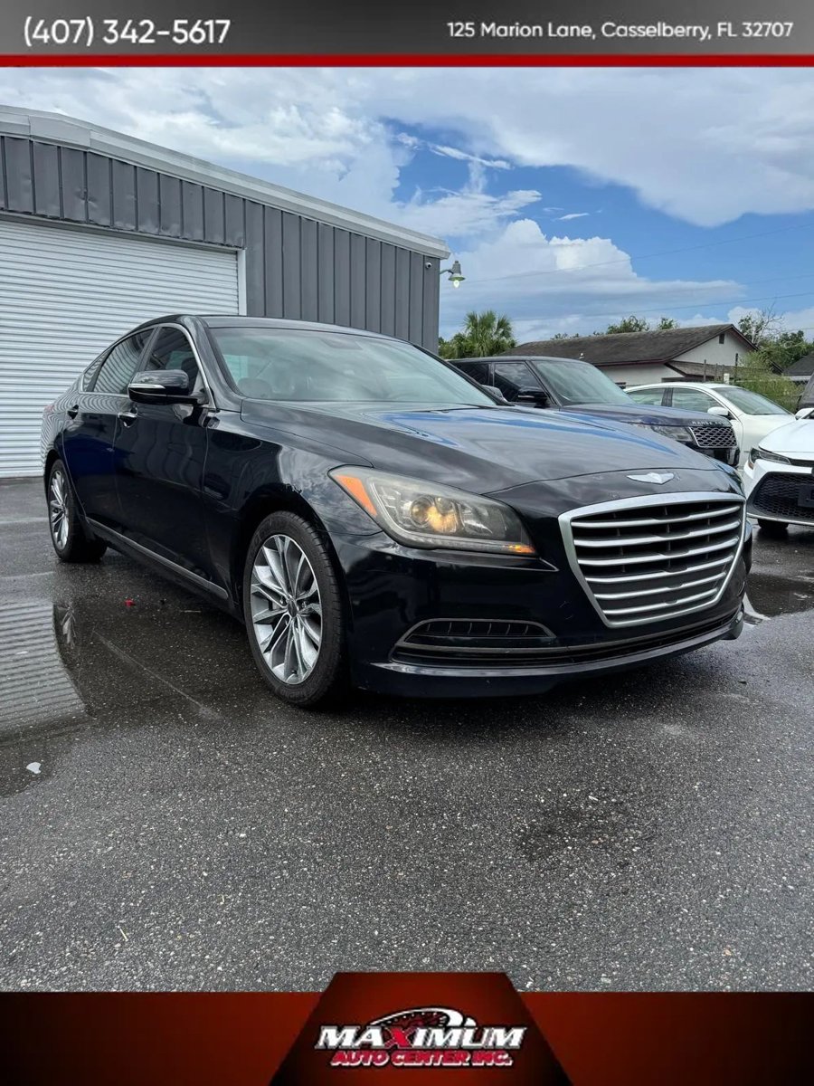 Used 2015 Hyundai Genesis 3.8 RWD image 2