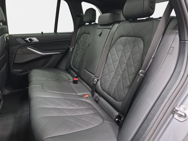 Certified 2026 BMW X5 xDrive40i AWD/4WD image 11