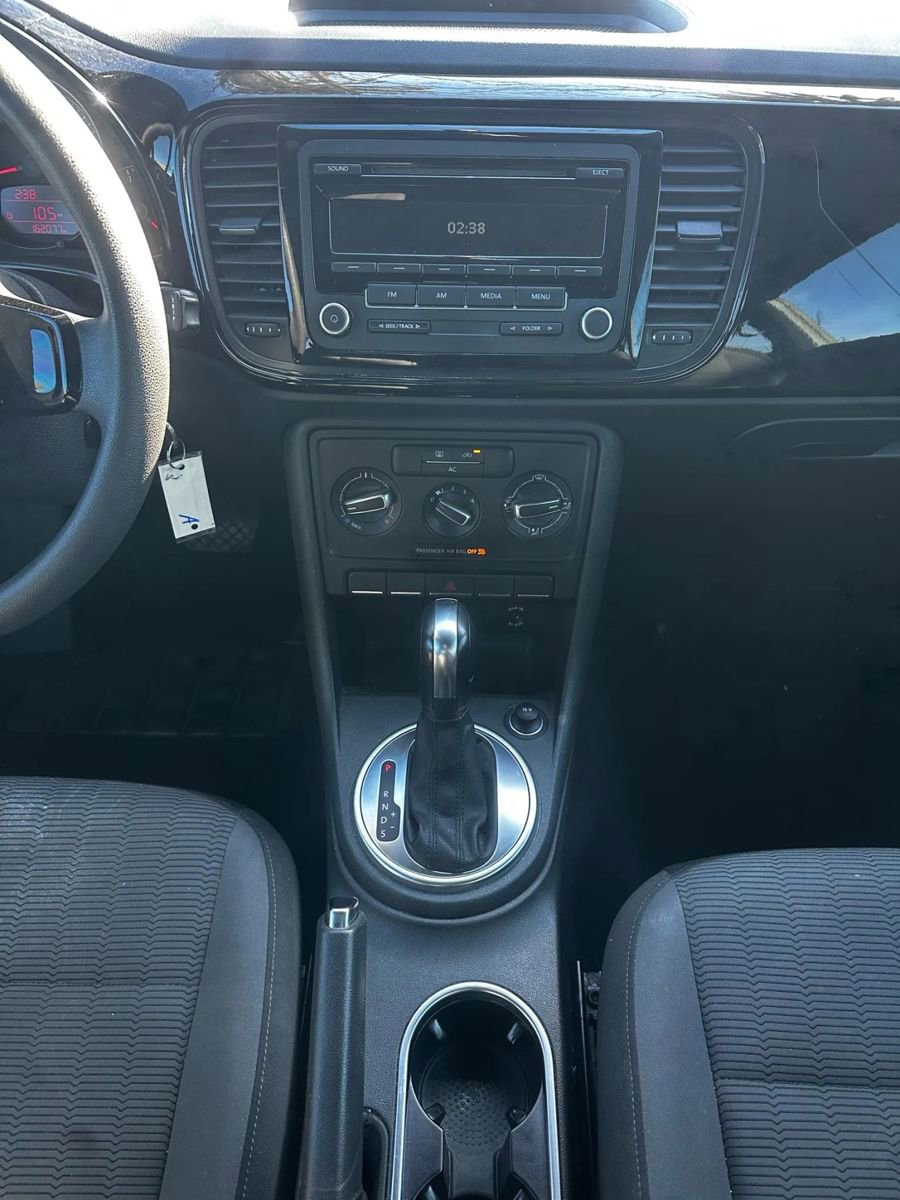 Used 2012 Volkswagen Beetle 2.5 image 13
