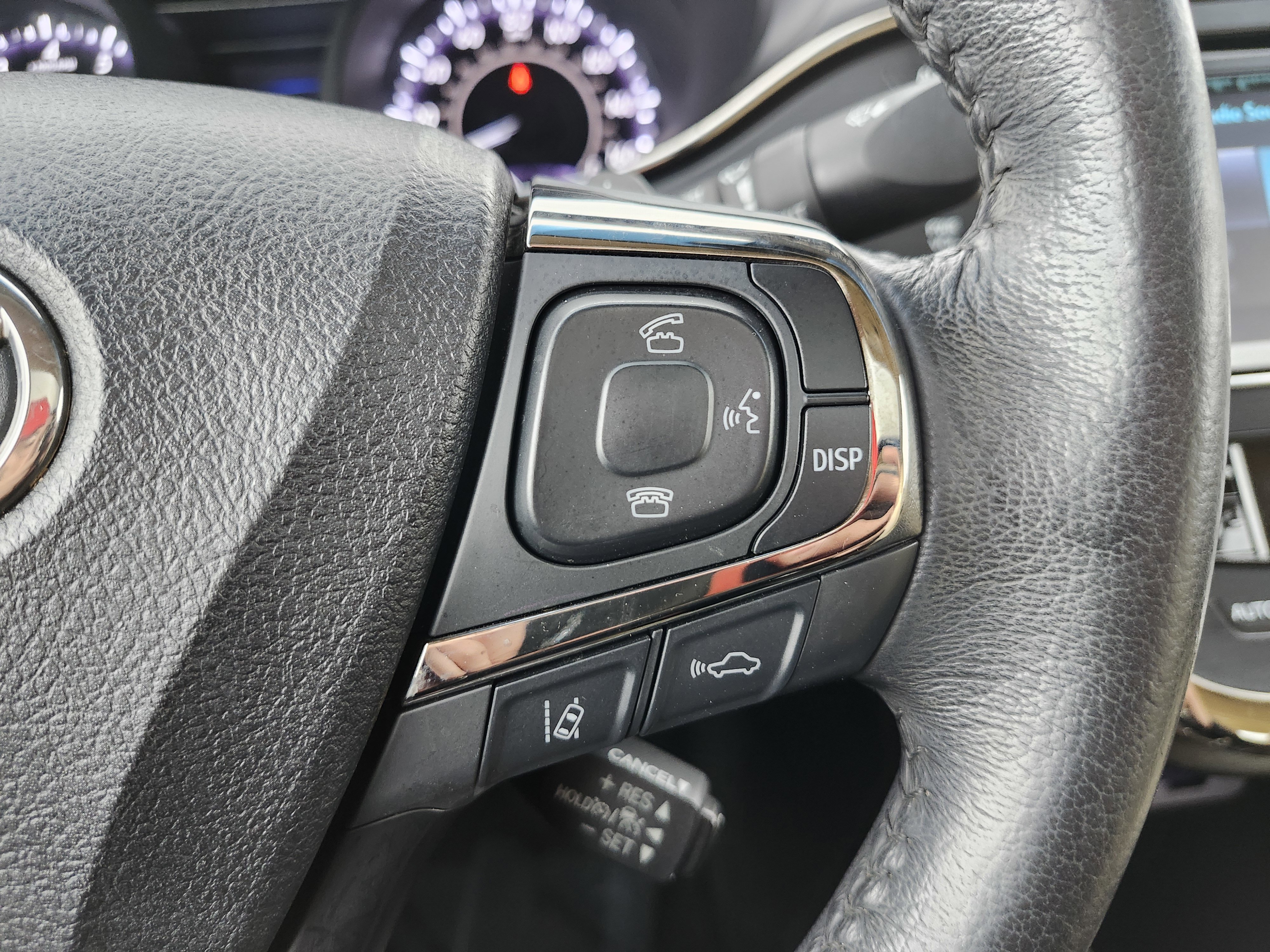 Used 2018 Toyota Avalon XLE Premium w/ Protection Package image 36