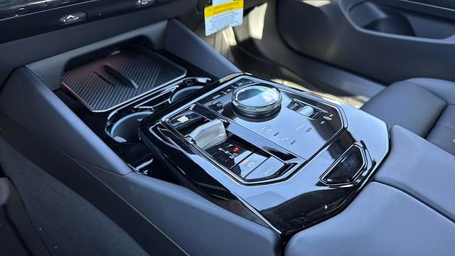 Certified 2025 BMW 530i w/ Premium Package RWD image 19