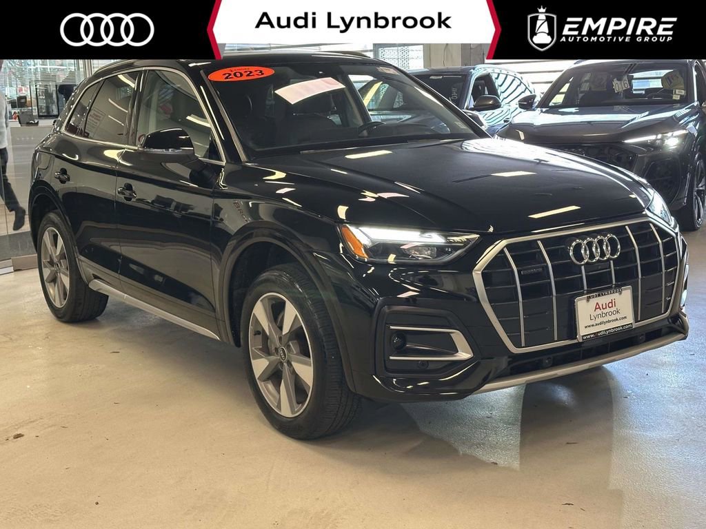 Used 2023 Audi Q5 2.0T Premium Plus w/ Premium Plus Package AWD/4WD image 1