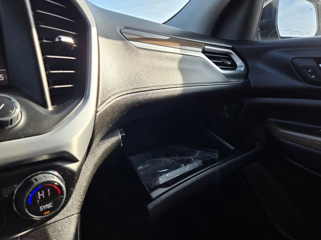 Certified 2023 GMC Acadia SLE w/ Driver Convenience Package image 13