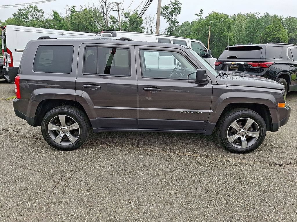 Used 2016 Jeep Patriot High Altitude AWD/4WD image 8