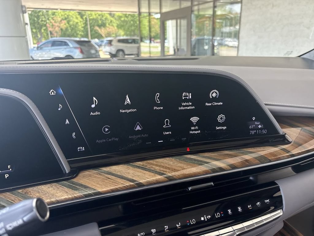 Certified 2021 Cadillac Escalade Premium Luxury Platinum AWD/4WD image 13