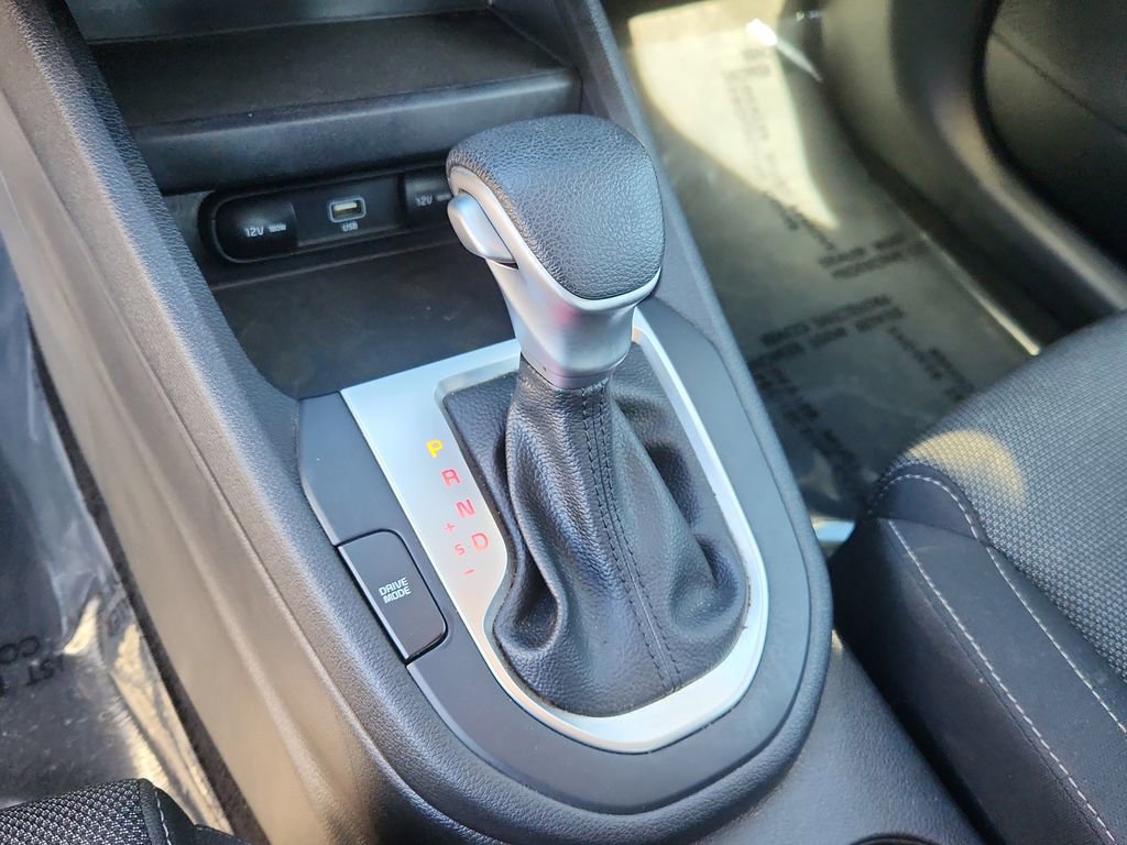 Used 2023 Kia Forte LXS image 22