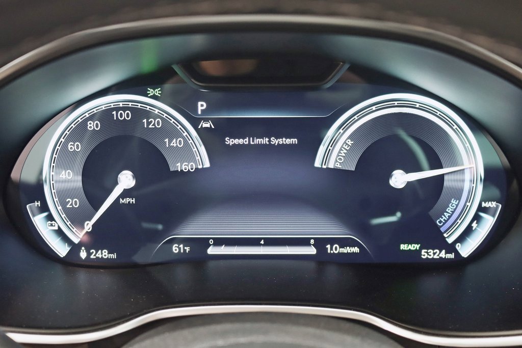 Used 2023 Genesis G80 image 16