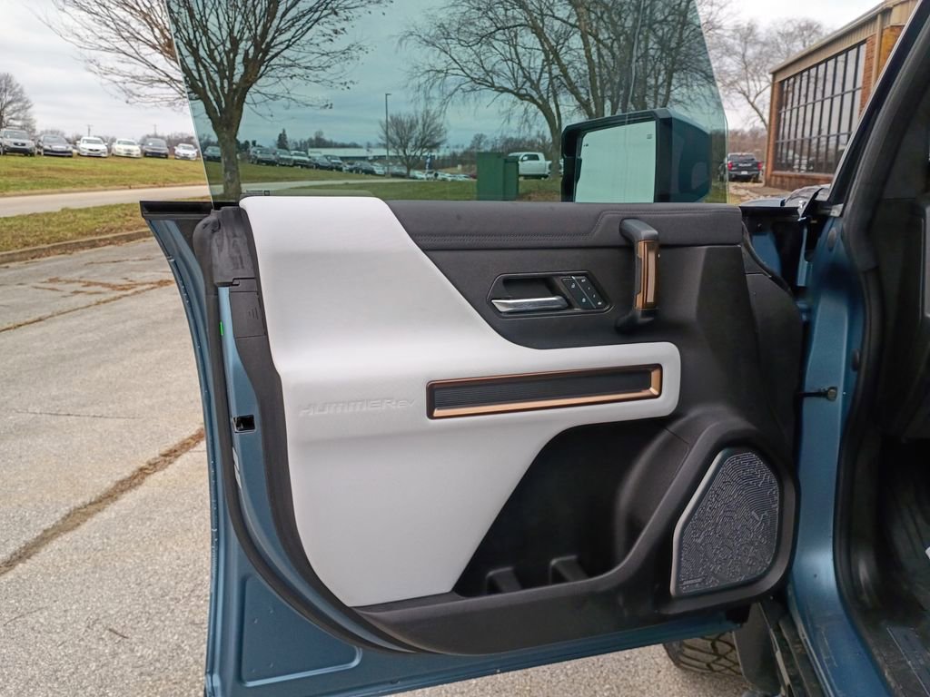 Used 2024 GMC Hummer EV 3X w/ Omega Edition image 13