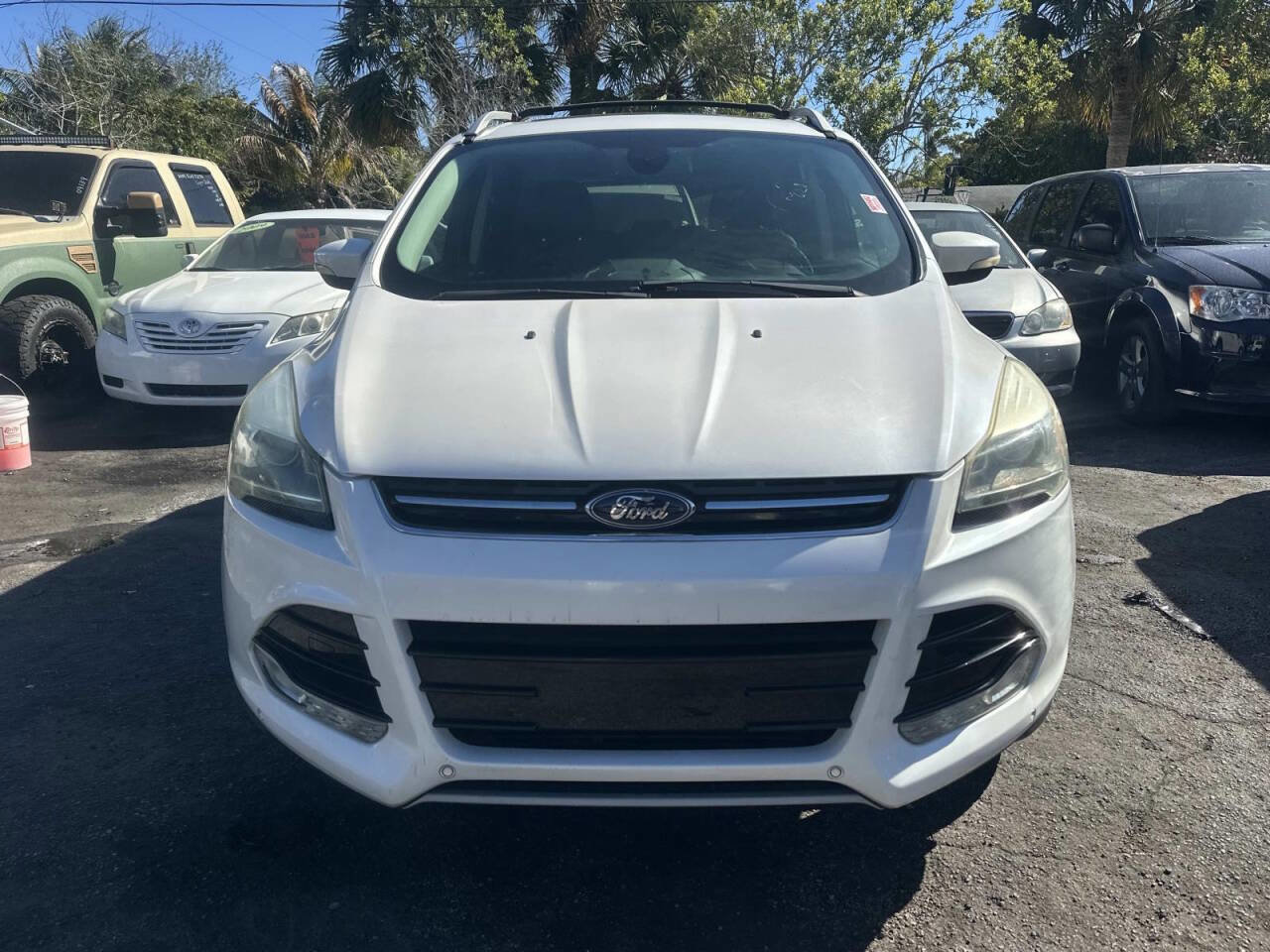 Used 2013 Ford Escape Titanium w/ Parking Technology Pkg image 2