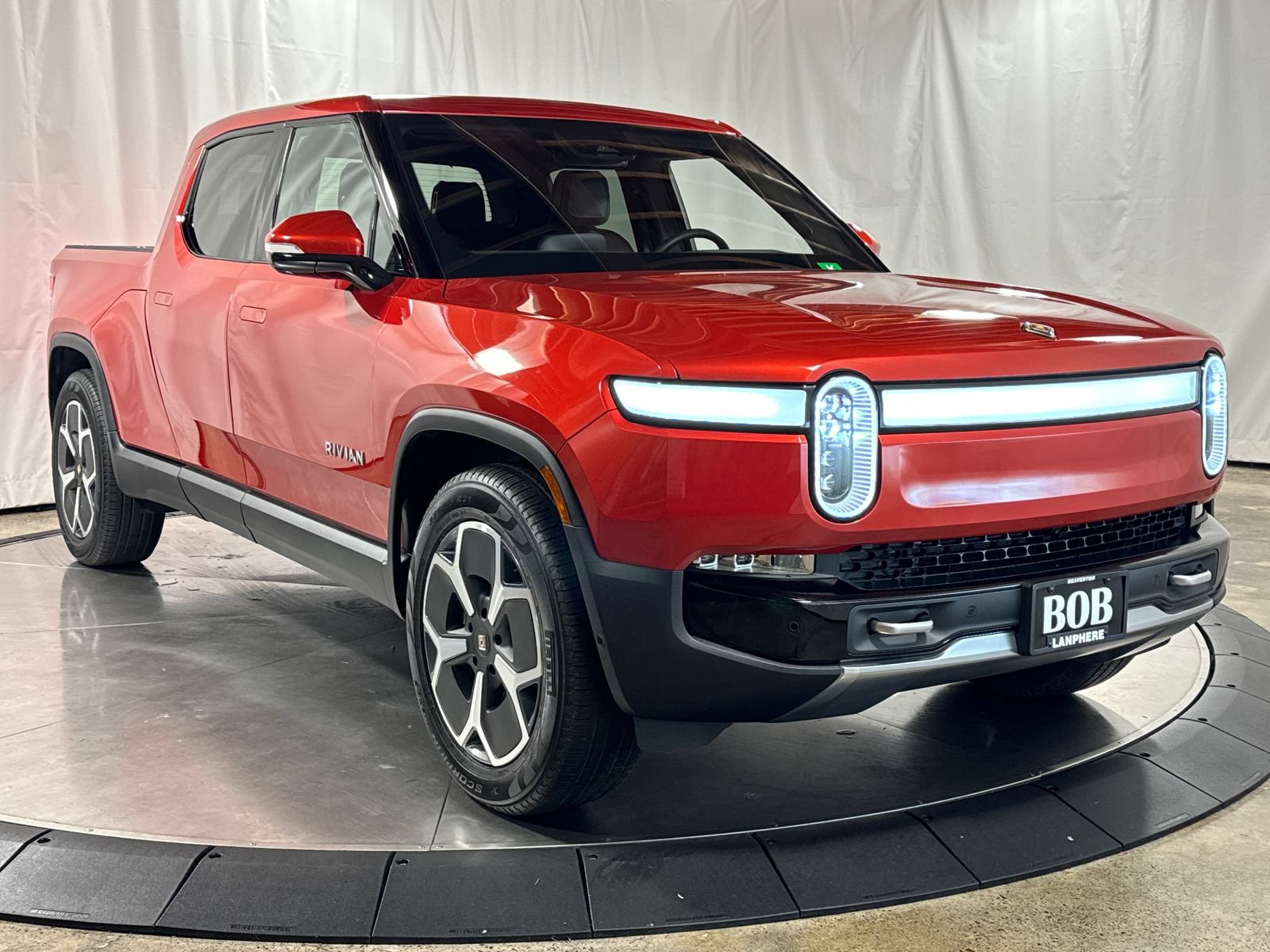 Used 2024 Rivian R1T Adventure AWD/4WD image 8