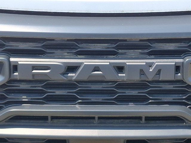 New 2023 RAM ProMaster 3500 w/ Black Appearance Package FWD image 10
