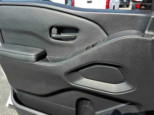 Used 2022 Nissan Frontier S image 10