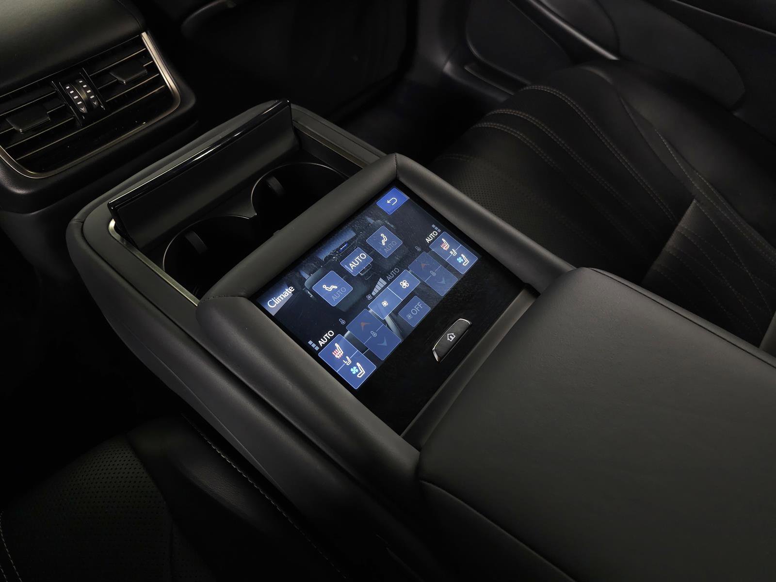Certified 2023 Lexus LS 500 AWD w/ Luxury Package image 33