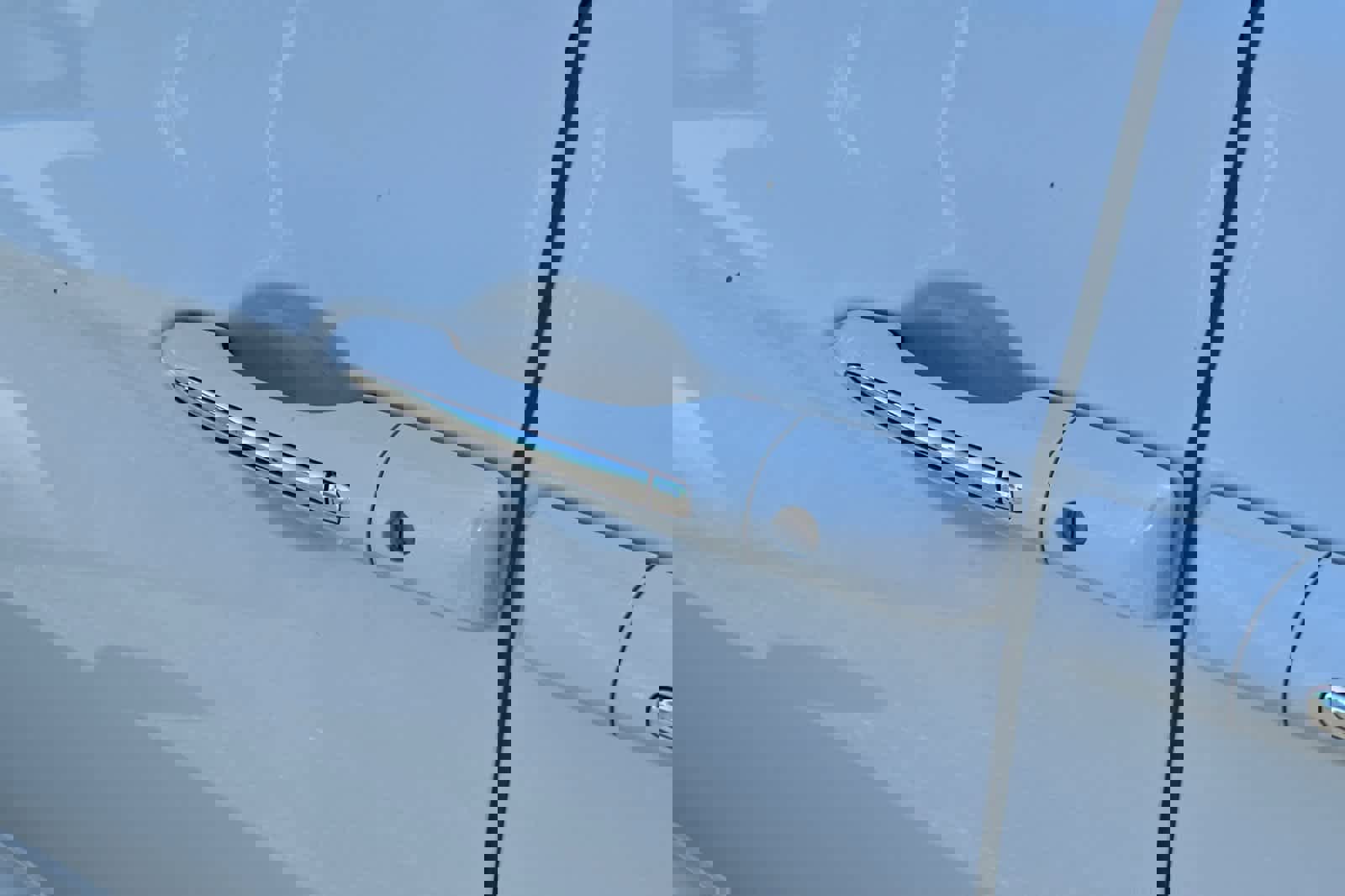 Used 2020 Chrysler Pacifica Touring-L image 7