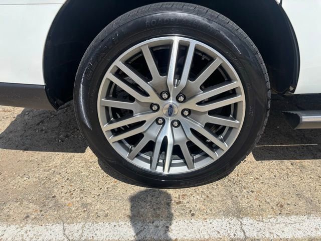 Used 2022 Ford Expedition Max Limited image 9