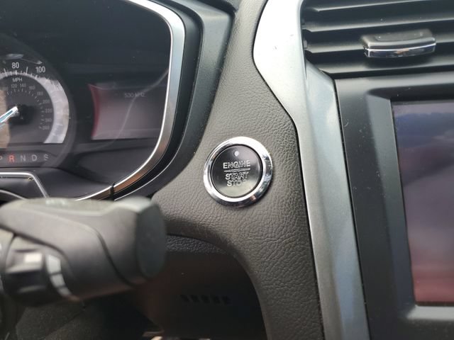 Used 2013 Ford Fusion Titanium FWD image 27