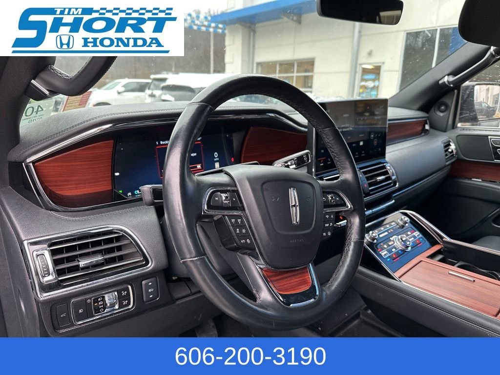 Used 2024 Lincoln Navigator L 4WD image 13