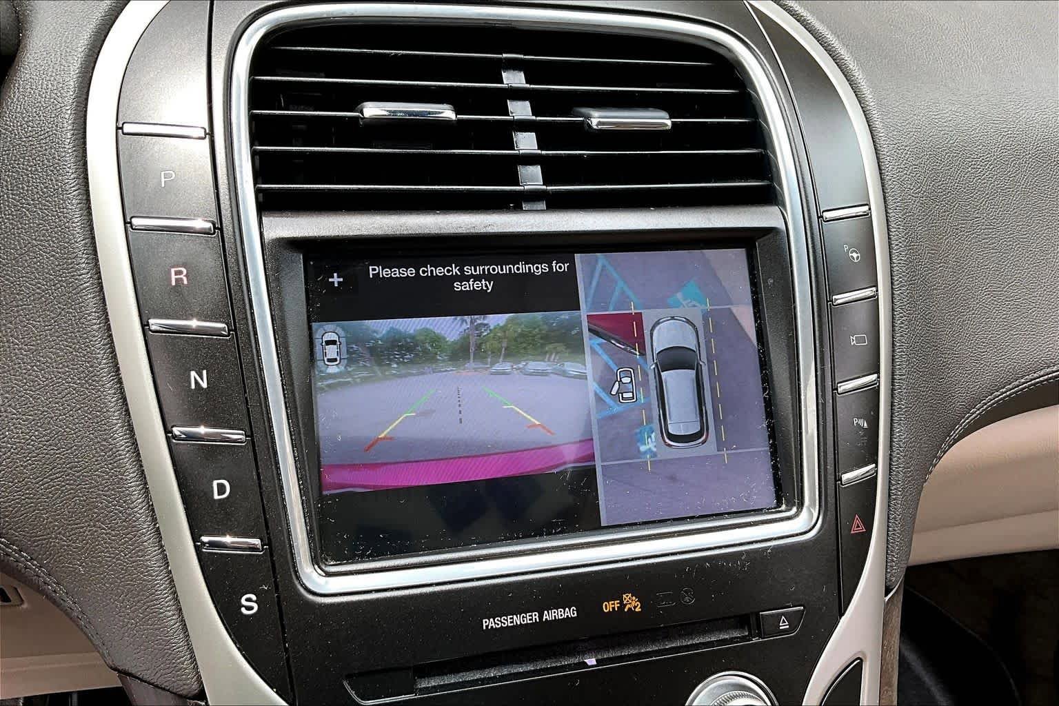 Used 2018 Lincoln MKX Reserve w/ Driver Assistance Package FWD image 27