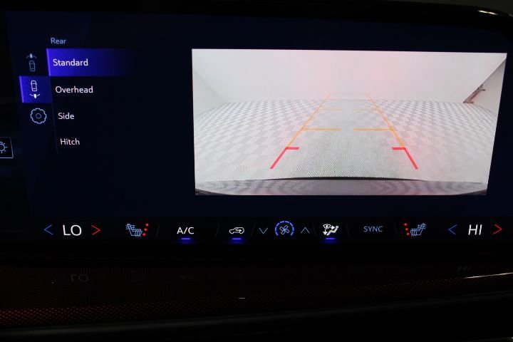 New 2026 Chevrolet Traverse Z71 w/ Enhanced Driving Package image 5