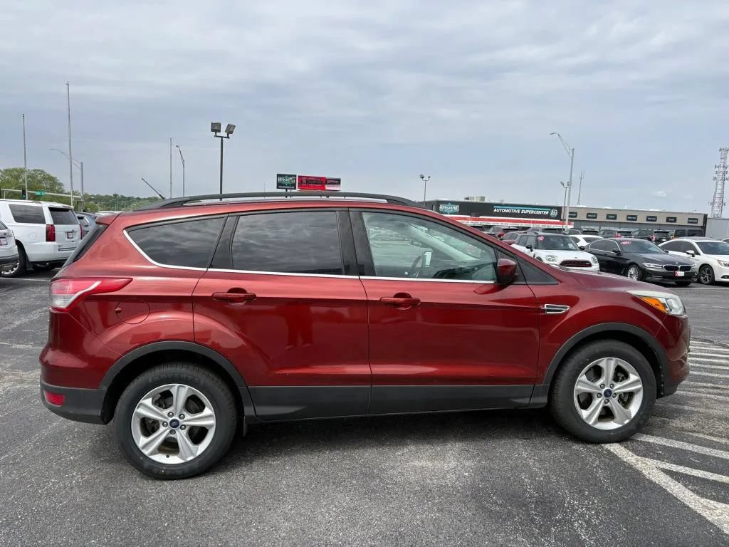 Used 2016 Ford Escape SE w/ Equipment Group 201A AWD/4WD image 6