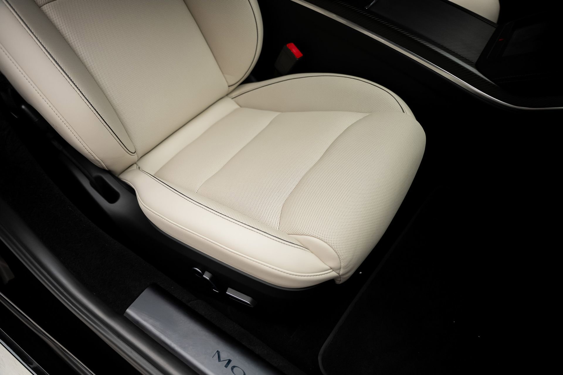 Used 2022 Tesla Model S Plaid image 57