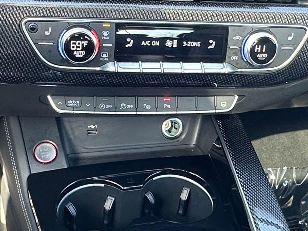 Used 2024 Audi S4 Prestige w/ Prestige Package image 18