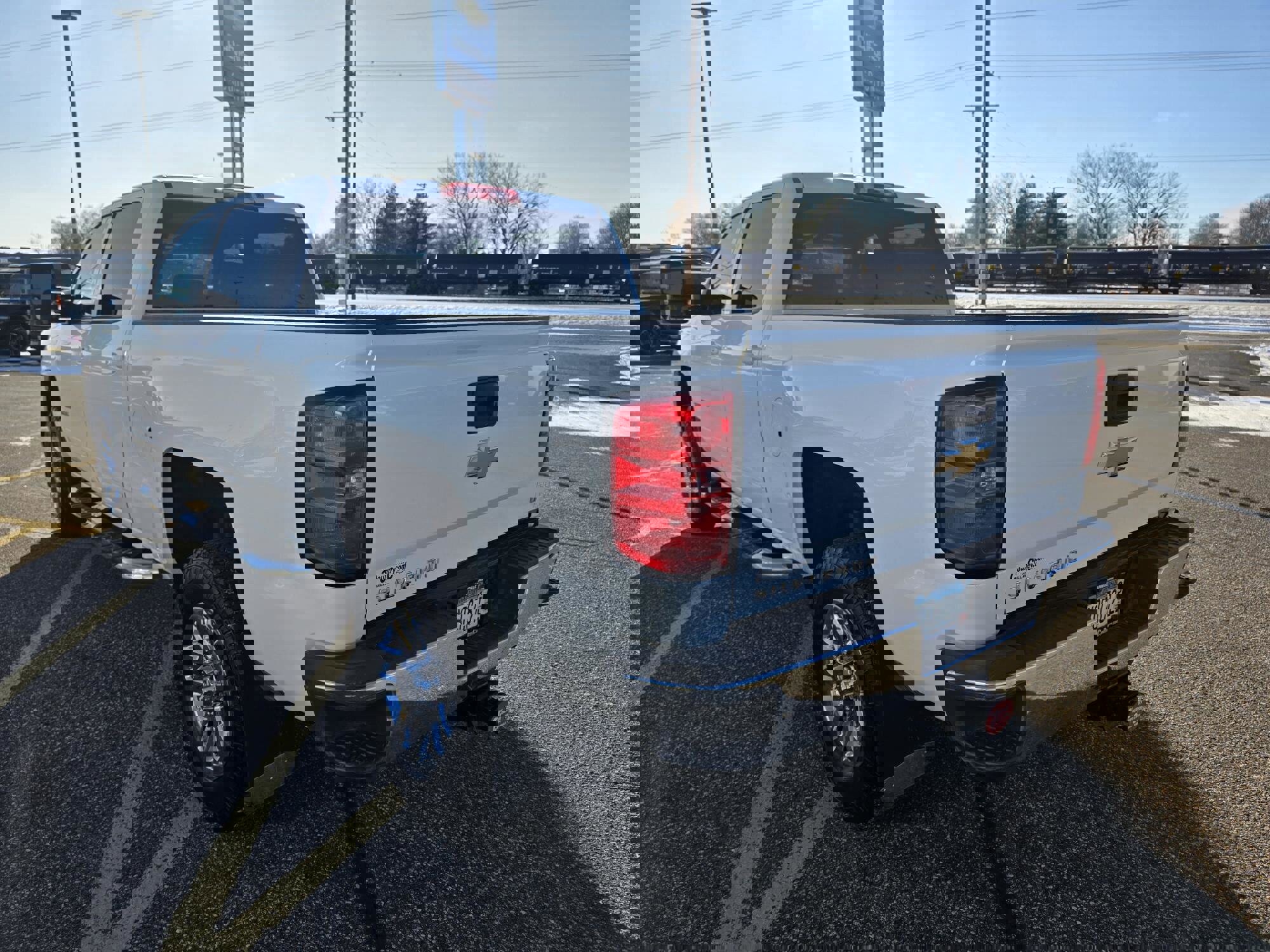 Used 2018 Chevrolet Silverado 3500 LT image 3