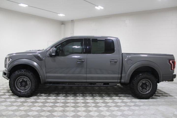 Used 2018 Ford F150 Raptor w/ Equipment Group 802A Luxury image 9