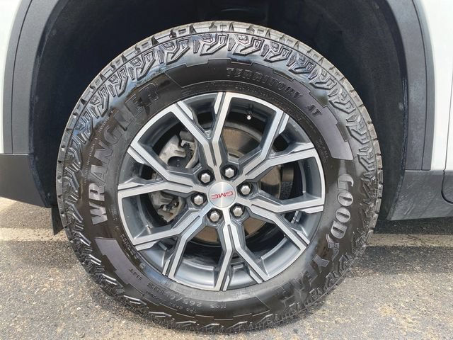 Used 2024 GMC Acadia AT4 w/ Luxury Package AWD/4WD image 32