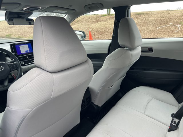Used 2024 Toyota Corolla Cross L image 17