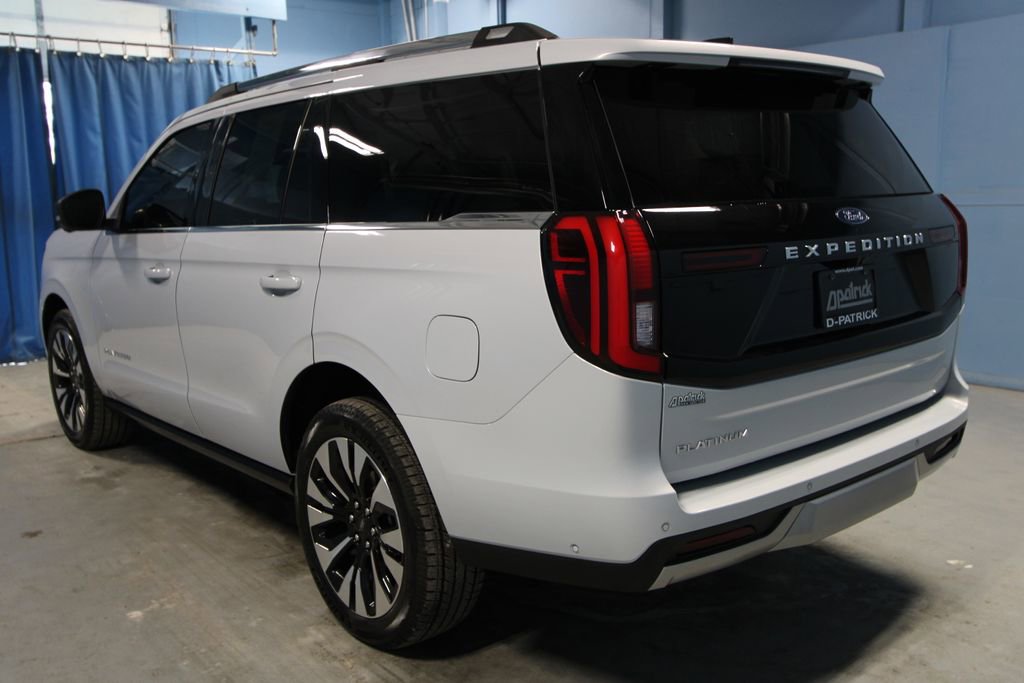 Used 2025 Ford Expedition Platinum w/ Platinum Ultimate Package image 38