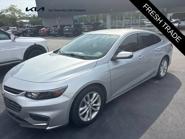 Used 2017 Chevrolet Malibu LT FWD image 7