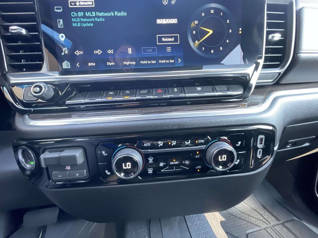 Used 2026 Chevrolet Silverado 1500 RST w/ RST Select Package RWD image 33