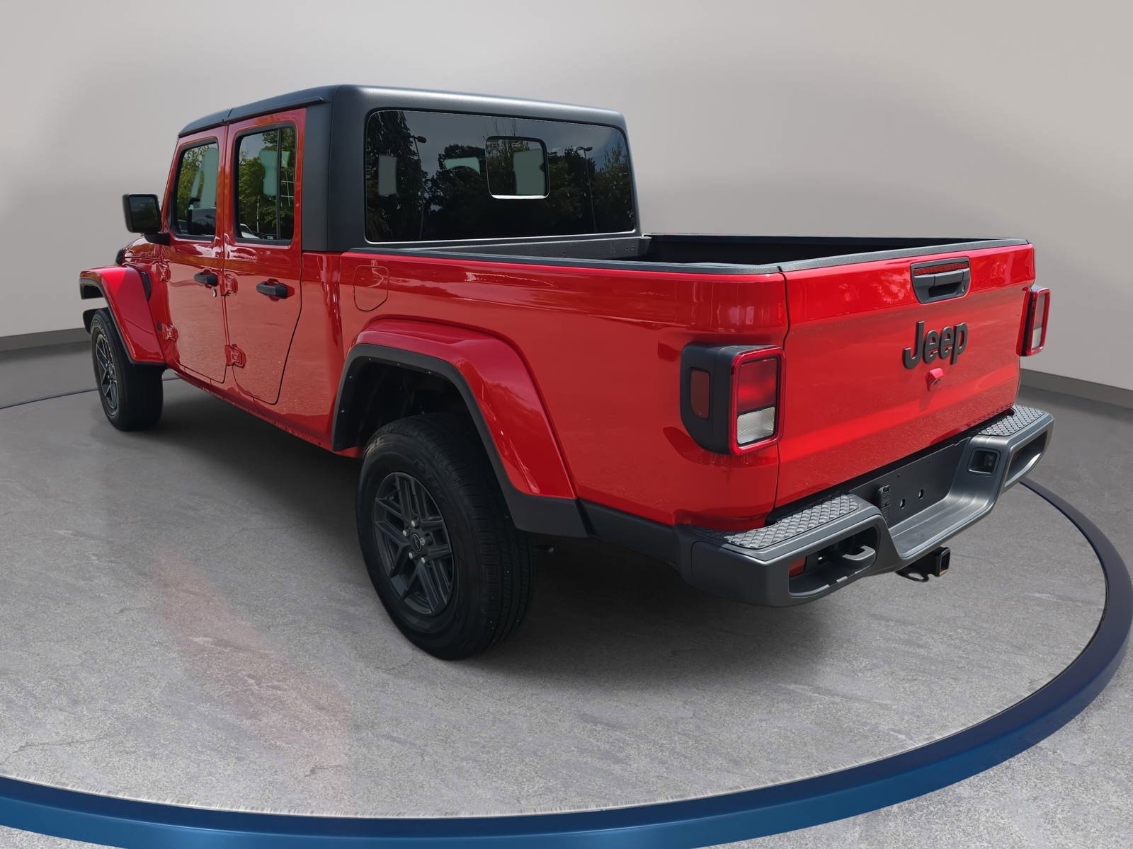 Used 2024 Jeep Gladiator Sport image 7