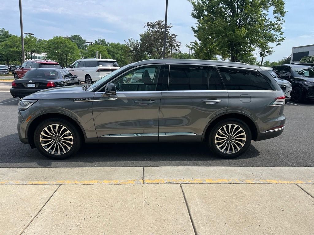 Certified 2023 Lincoln Aviator Reserve w/ Equipment Group 201A AWD/4WD image 6