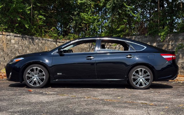 Used 2015 Toyota Avalon XLE Touring Sport Edition FWD image 12