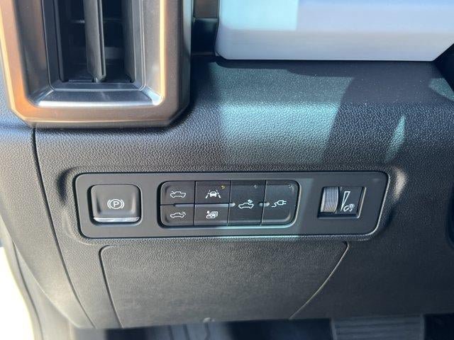 New 2025 GMC Hummer EV 2X AWD/4WD image 22