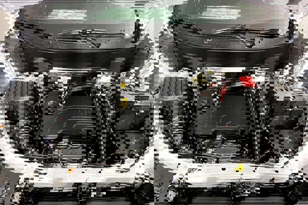 New 2026 GMC Terrain AT4 w/ LPO, Floor Liner Package image 2