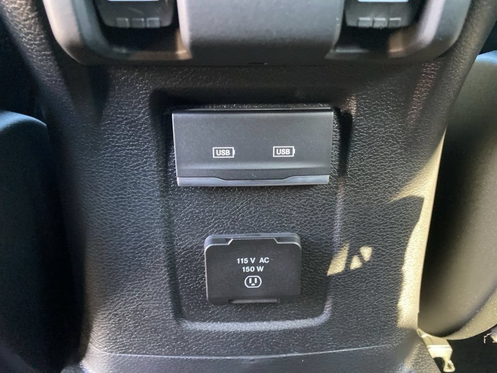 New 2025 Jeep Wrangler Unlimited Sahara w/ Safety Group AWD/4WD image 20