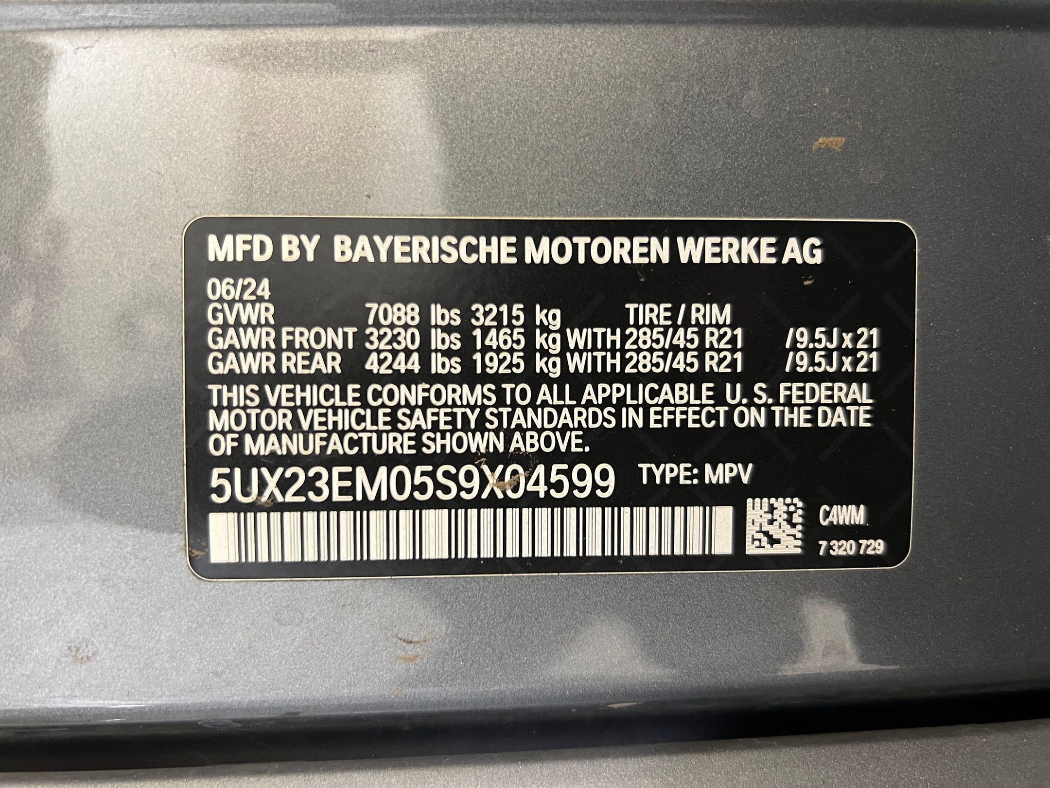 Used 2025 BMW X7 xDrive40i w/ Premium Package image 20