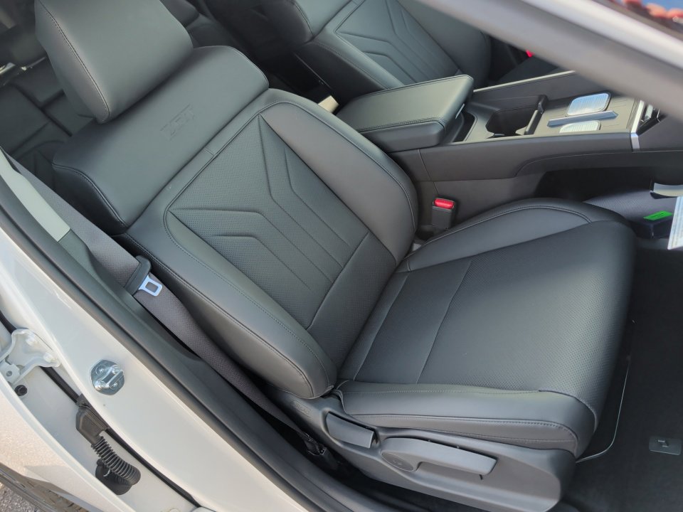 New 2026 Hyundai Santa Fe XRT image 28