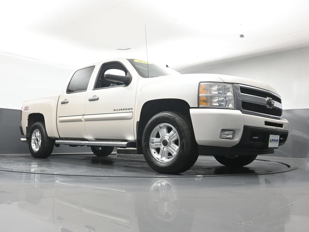 Used 2011 Chevrolet Silverado 1500 LTZ w/ LTZ White Diamond Edition AWD/4WD image 26