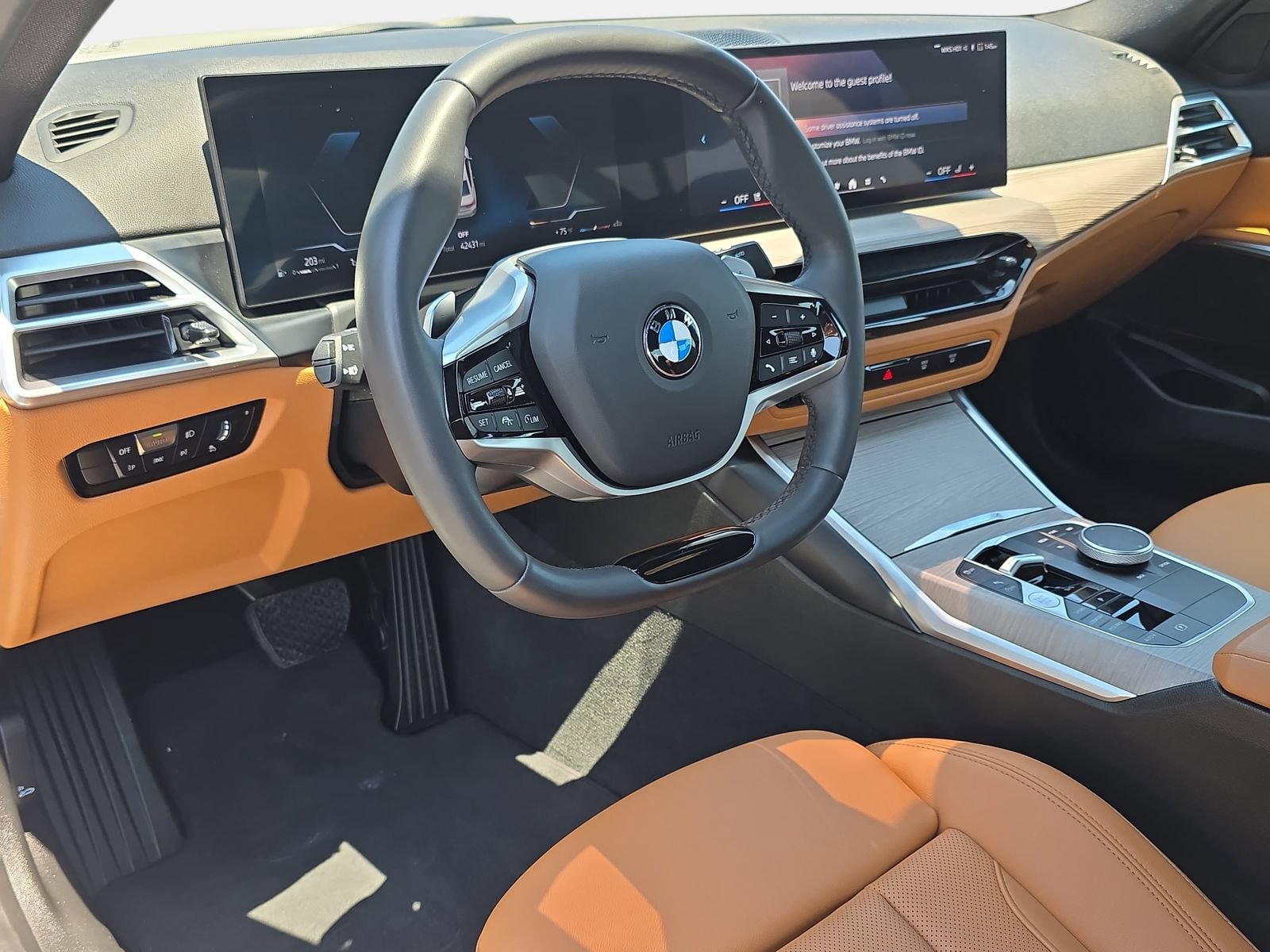 Used 2025 BMW 330i Sedan RWD image 15