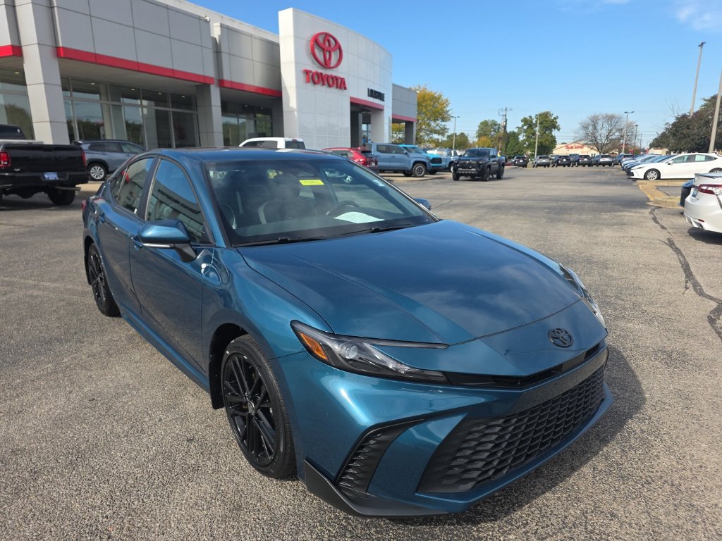 Certified 2025 Toyota Camry SE FWD image 2